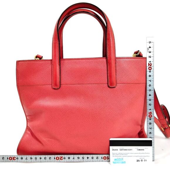 100% Auth Prada Pink Tamaris Triple Pocket Saffiano Soft Leather 2way Tote Bag - Picture 2 of 9